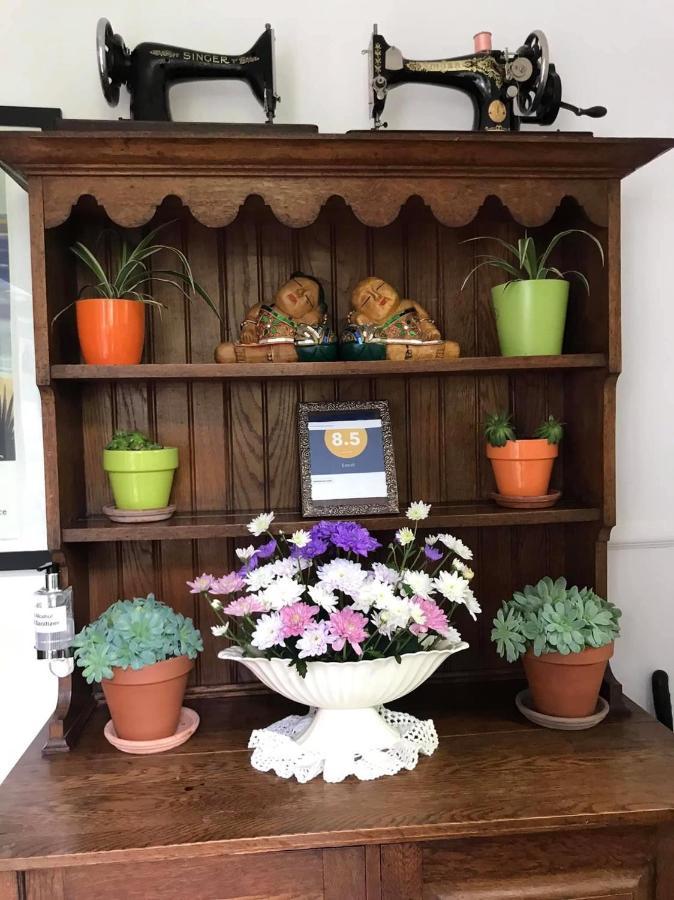 Estoril Bed & Breakfast Hikkaduwa Dış mekan fotoğraf