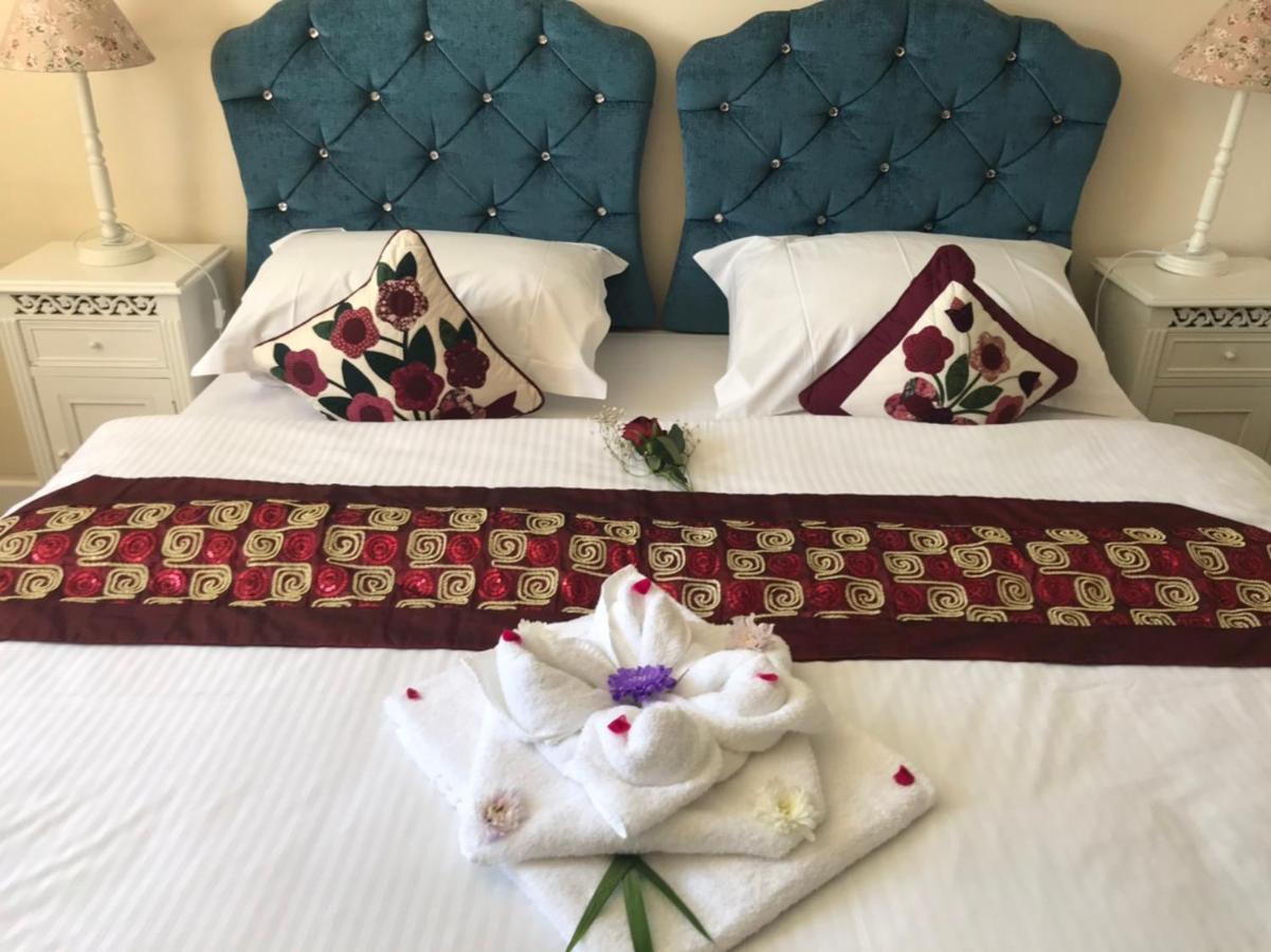 Estoril Bed & Breakfast Hikkaduwa Dış mekan fotoğraf