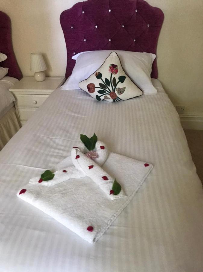 Estoril Bed & Breakfast Hikkaduwa Dış mekan fotoğraf