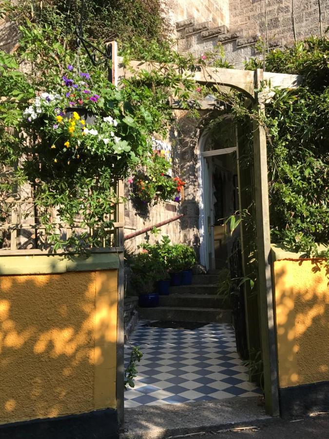 Estoril Bed & Breakfast Hikkaduwa Dış mekan fotoğraf