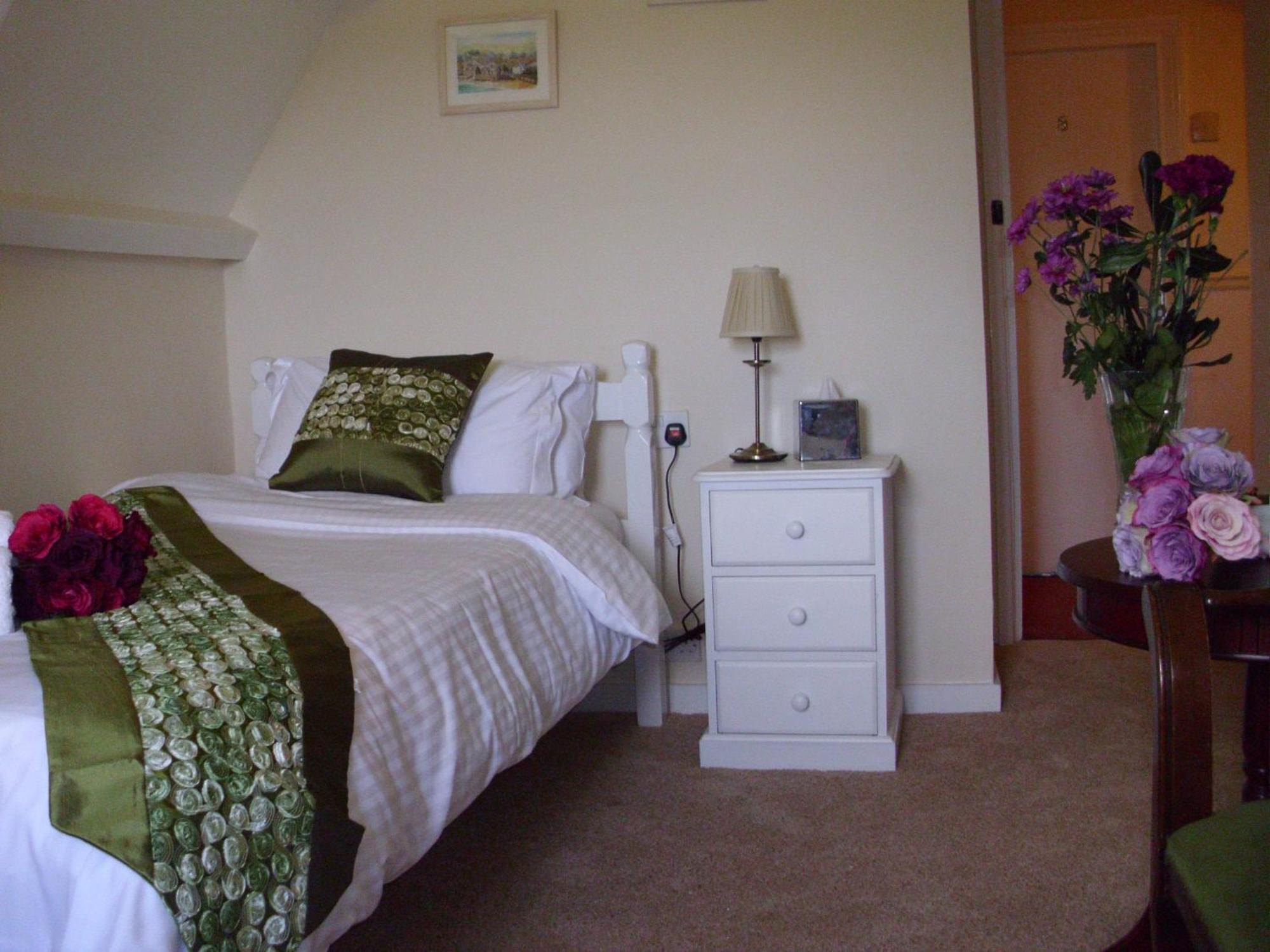 Estoril Bed & Breakfast Hikkaduwa Dış mekan fotoğraf
