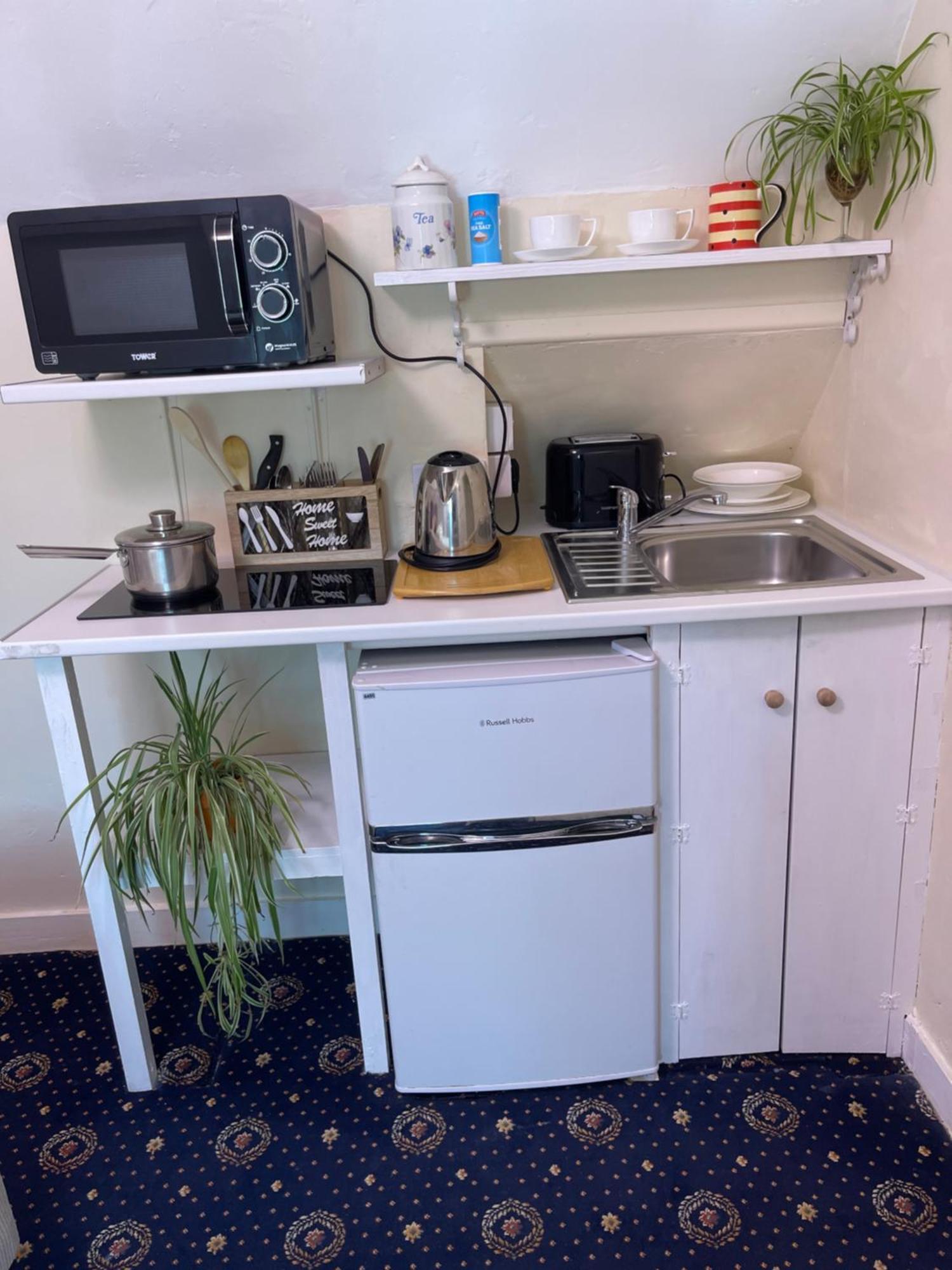 Estoril Bed & Breakfast Hikkaduwa Dış mekan fotoğraf