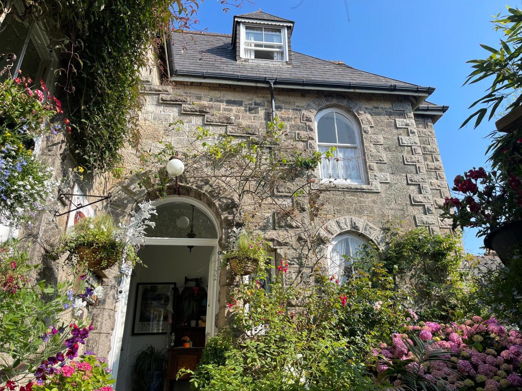 Estoril Bed & Breakfast Hikkaduwa Dış mekan fotoğraf