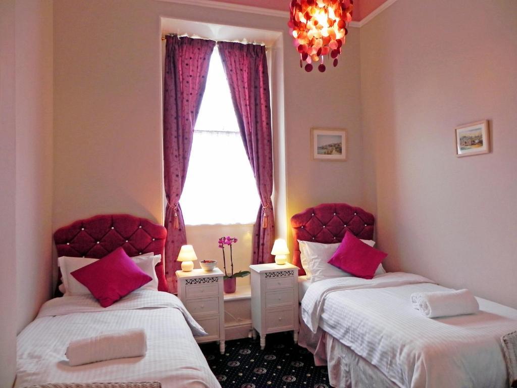 Estoril Bed & Breakfast Hikkaduwa Oda fotoğraf