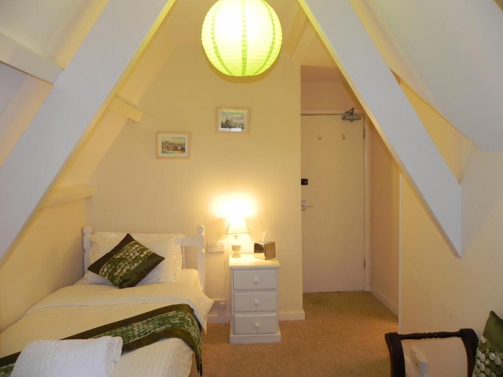 Estoril Bed & Breakfast Hikkaduwa Oda fotoğraf