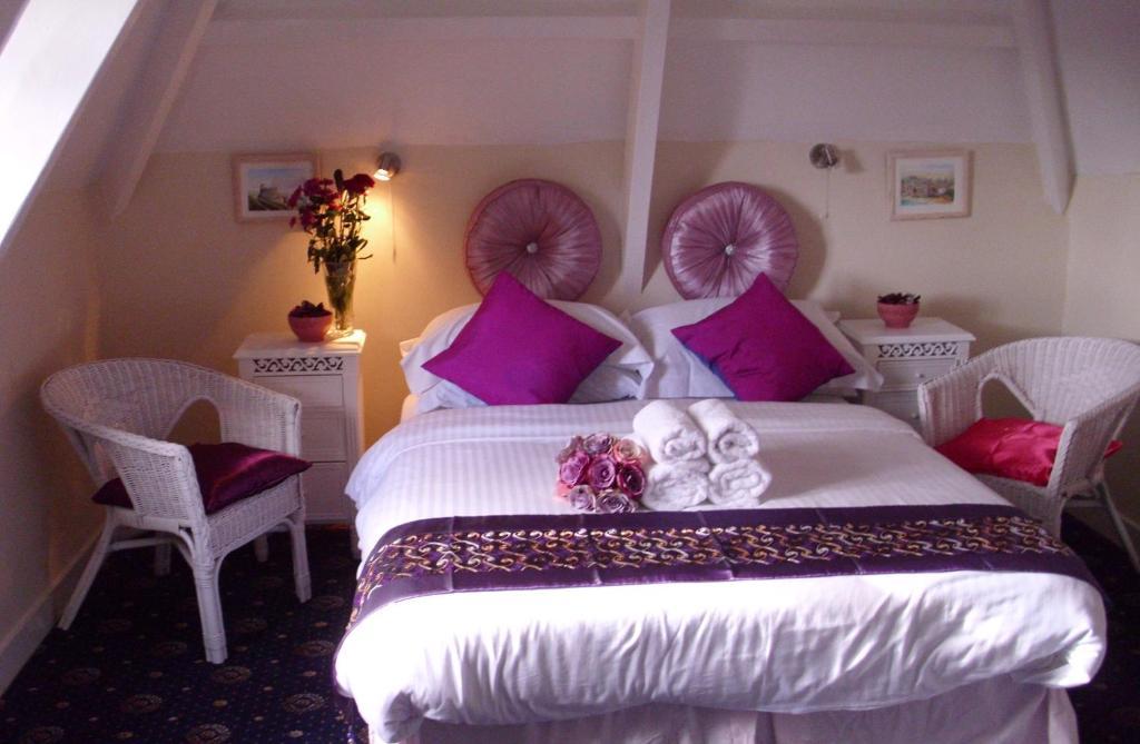 Estoril Bed & Breakfast Hikkaduwa Oda fotoğraf