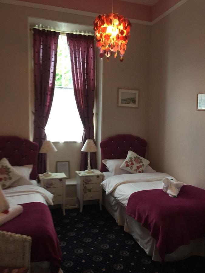 Estoril Bed & Breakfast Hikkaduwa Dış mekan fotoğraf