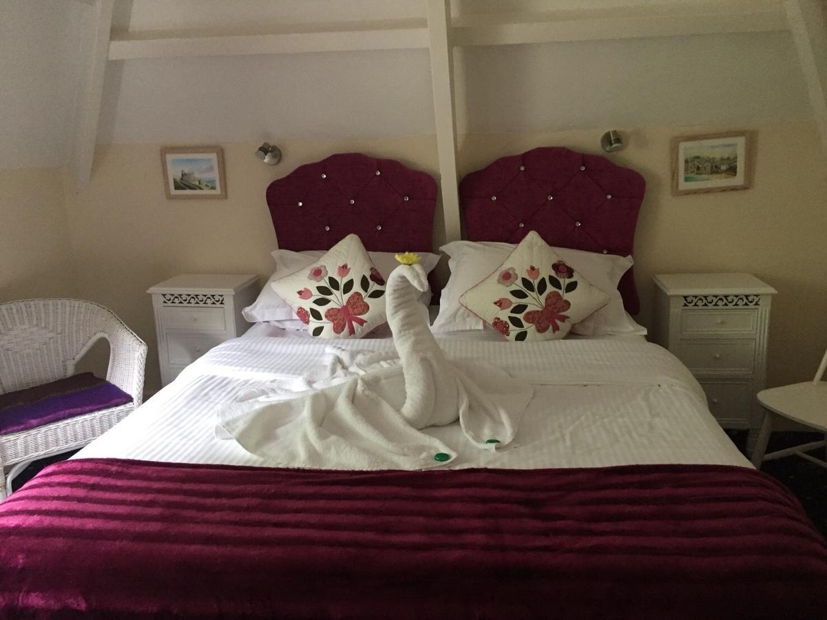 Estoril Bed & Breakfast Hikkaduwa Dış mekan fotoğraf